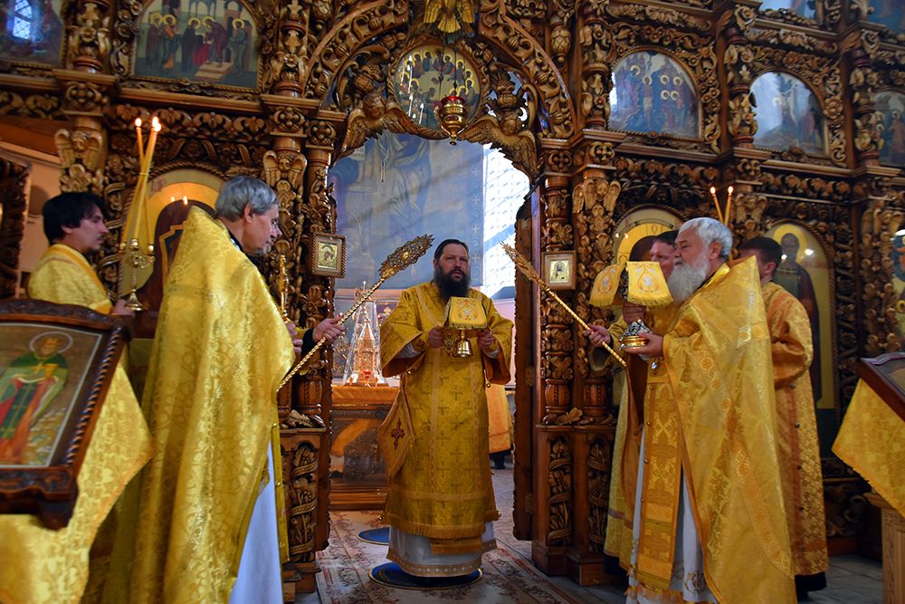 Епископ Гавриил совершил Литургию в день памяти святителя Митрофана Воронежского [+Видео]