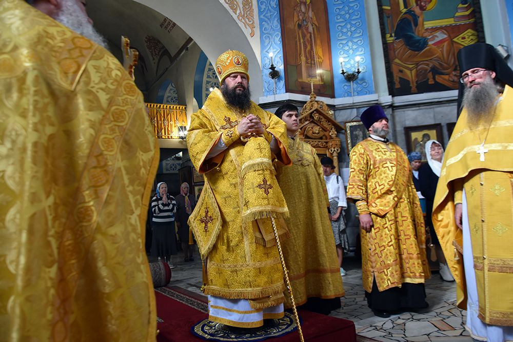 Епископ Гавриил совершил Литургию в день памяти священномученика Уара, епископа Липецкого [+Видео]