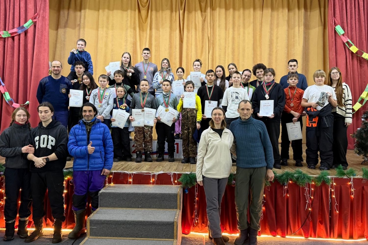 Ледолазание на скорость и на трудность