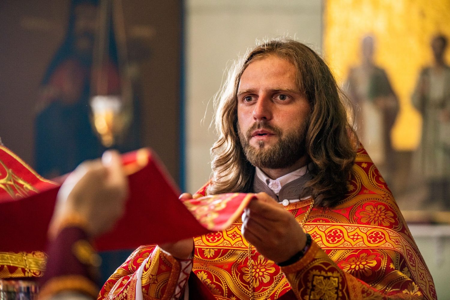 Искать ответы на главные вопросы