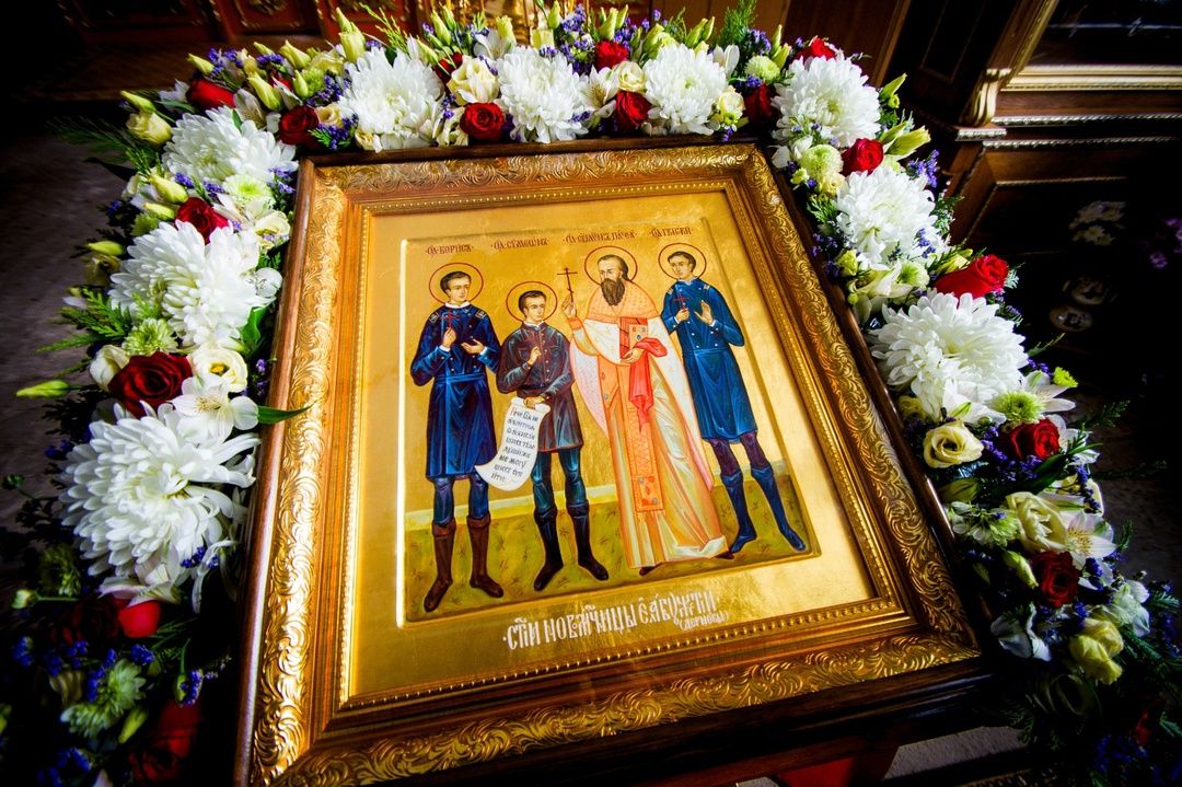 Праздничное богослужение в день памяти священномученика Павла Дернова и его чад