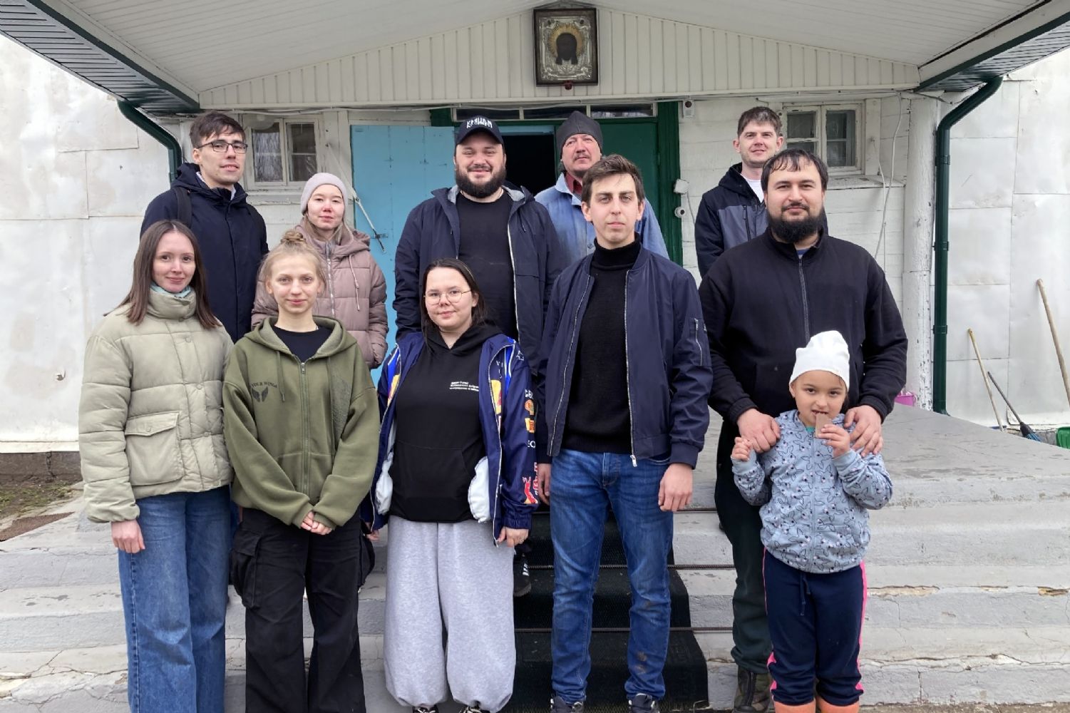 Субботник в селе Костенеево: труд во славу Божию