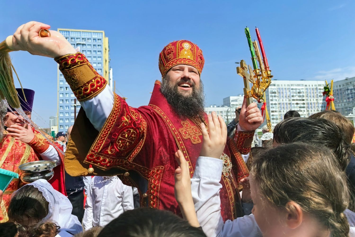Престольные торжества прошли в храме великомученика Георгия Победоносца [+Видео]