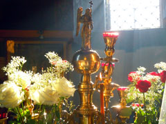 Праздничная Божественная литургия в день Успения Богородицы. Увеличить изображение. Размер файла: 128,51 Kb [800X600]