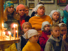 Причащение учащихся воскресной школы Боровецкого храма. Увеличить изображение. Размер файла: 473,19 Kb [800X600]