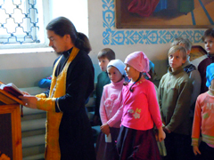 Причащение учащихся воскресной школы Боровецкого храма. Увеличить изображение. Размер файла: 425,14 Kb [800X600]