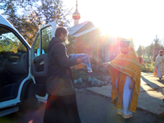 Мощи святого Феодора Ушакова в Набережных Челнах. Увеличить изображение. Размер файла: 409,32 Kb [800X600]
