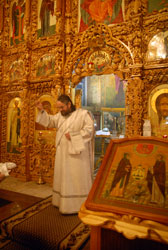Ночное богослужение в праздник Крещения Господня в Боровецкой церкви. Увеличить изображение. Размер файла: 141,99 Kb [536X800]