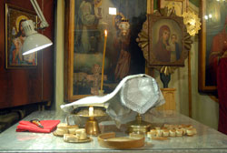 Ночное богослужение в праздник Крещения Господня в Боровецкой церкви. Увеличить изображение. Размер файла: 98,04 Kb [800X536]