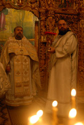 Ночное богослужение в праздник Крещения Господня в Боровецкой церкви. Увеличить изображение. Размер файла: 95,62 Kb [536X800]