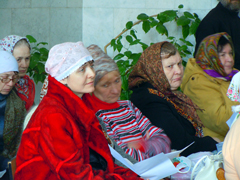 Престольные торжества в день памяти Ксении Петербургской. Увеличить изображение. Размер файла: 485,72 Kb [800X600]