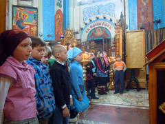 Чин выноса креста в Боровецком храме. Увеличить изображение. Размер файла: 198,9 Kb [800X600]
