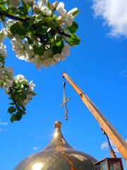 Работы по реконструкции куполов Боровецкой церкви. Увеличить изображение. Размер файла: 191,27 Kb [600X800]
