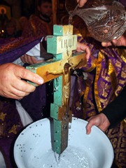 Чин Воздвижения Креста в Боровецкой церкви. Увеличить изображение. Размер файла: 485,25 Kb [600X800]