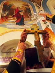 Чин Воздвижения Креста в Боровецкой церкви. Увеличить изображение. Размер файла: 548,13 Kb [600X800]