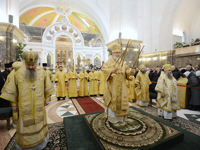 Предстоятель Русской Церкви совершил Литургию в кафедральном соборе Христа Спасителя Калининграда
