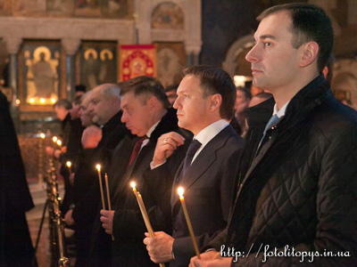 Работа Верховной Рады Украины началась с молебна