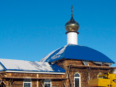 В селе Старые Кутуши освятили купола