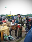 Молодежная группа «Рассвет» поздравила ветеранов. Размер файла: 536,12 Kb [900X1200]