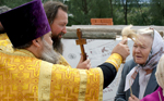 Закладка памятной капсулы в стену будущего храма в селе Старое Гришкино. Размер фото: 795,98 Kb [1200X748]