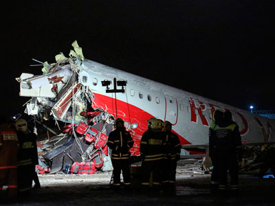 Священники посетили пострадавших при катастрофе самолета во Внуково