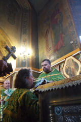 Богослужение в день памяти св. Ксении Петербургской. Увеличить изображение. Размер файла: 814,68 Kb [800X1200]