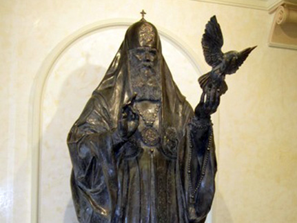 В Москве открыли первый памятник Святейшему Патриарху Алексию II