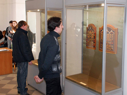 В Казани открылась выставка икон «От Рождества Христова до Сретения»