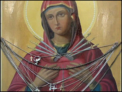 В Зеленодольск прибыла чудотворная мироточивая икона Божией Матери