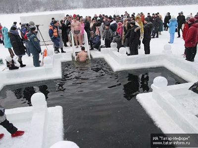 В Татарстане в крещенских купаниях приняло участие более 25 тысяч человек